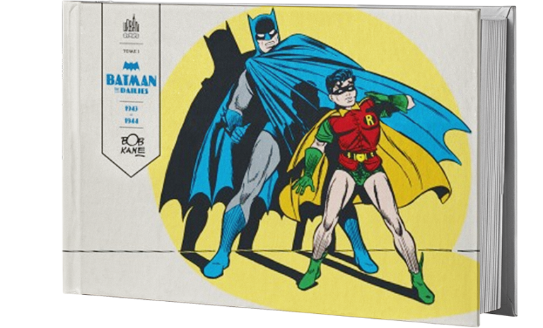 Dans les années 1940, en pleine Seconde Guerre mondiale, Batman et Robin n'étaient pas seulement des héros de comic books ou de serials, ils évoluaient également dans les pages des différents quotidiens des États-Unis. Enquêtant sur des affaires criminelles intenses et retrouvant même leur pire ennemi, le Joker, Batman et Robin y évoluaient dans des aventures concoctées, entre autres, par leurs co-créateurs, Bob KANE et Bill FINGER : un univers de film noir passionnant où le danger guette à tous les coins de rue !